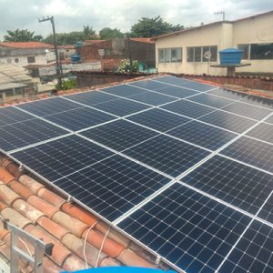 Localização: Paulista-PE  Potência: 11.04kwp