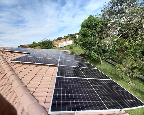 Localização: Gravatá-PE Potência: 8.80kwp